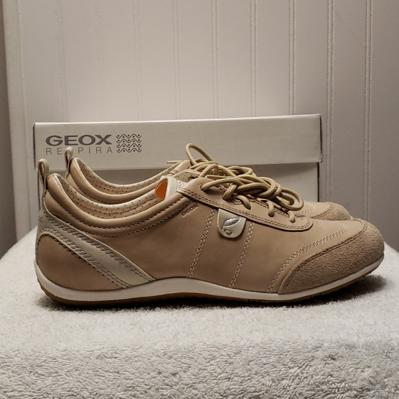 Geox Respira Vega leather & suede sneaker, taupe 7 - Picture 3 of 12